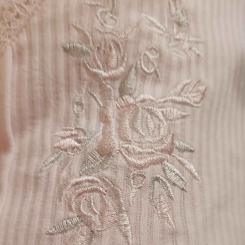Miss Elaine | NWT Women's Light Pink Short Sleeve Embroidered Lace Nightgown 3X - Picture 7 of 12